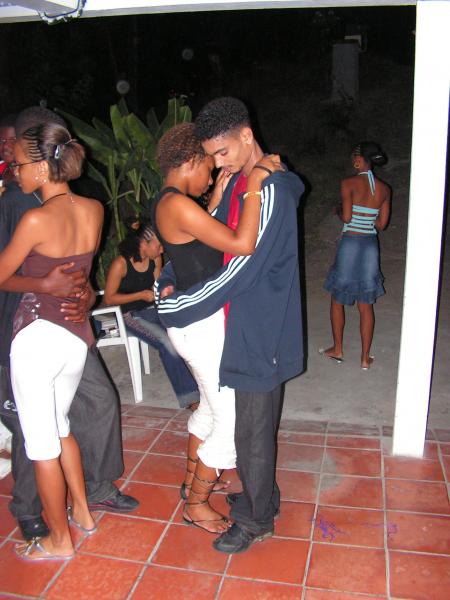 ANIVE  DU 21  CHEZ DISSS!!!!!!!!!